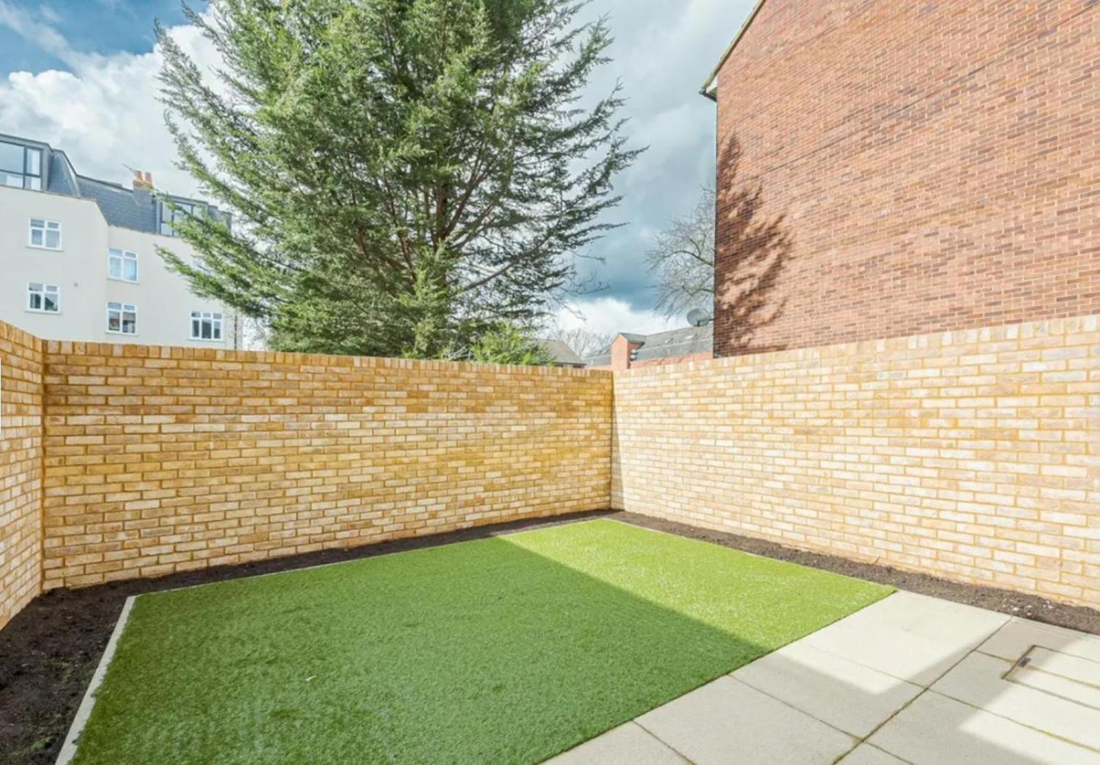 Kings Mews Elegance: City Sparrow's Premier 2-bedroom Residences Londra